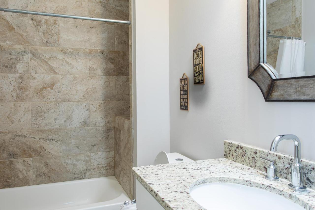 Lux Beatles Themed Beach Home, 5 Min Walk To Beach + Golf Cart, Dog Friendly! Destin Bagian luar foto